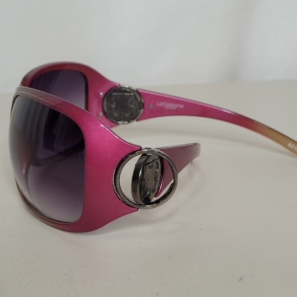 Liz Claiborne Women's Oversized Purple Ombre Metal Swivel Hinge Sunglasses - Picture 3 of 10